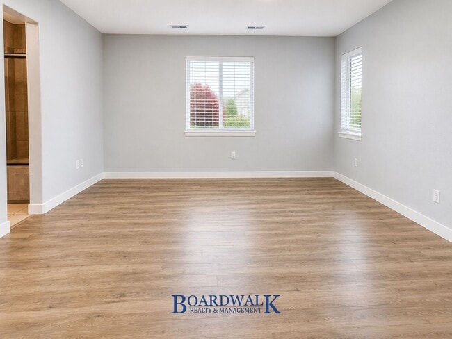 Building Photo - 5397 Borglum Ln