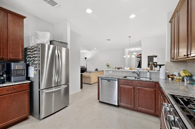 Building Photo - 262 Zuma Dr