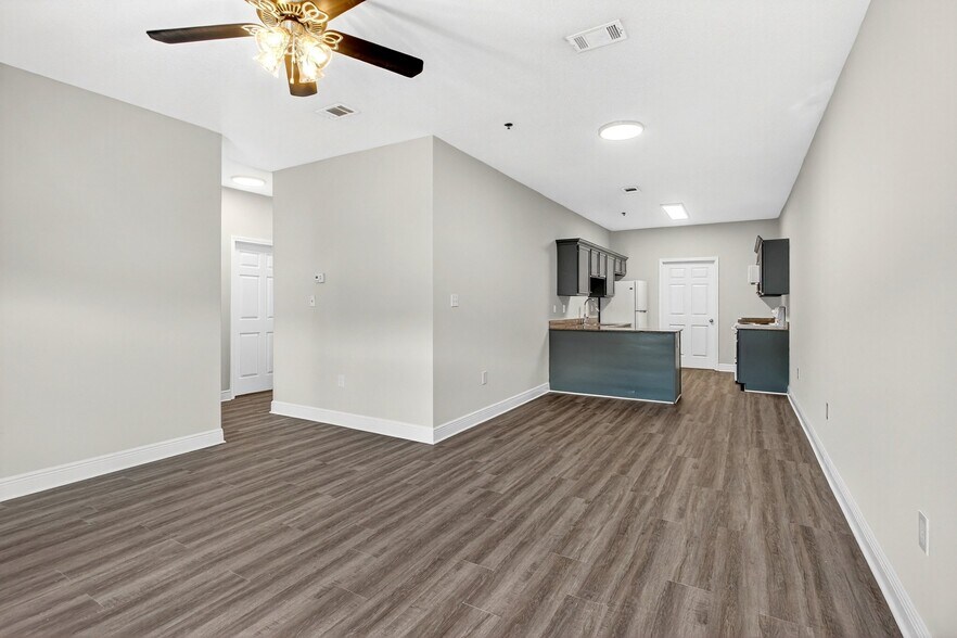 Building Photo - 11350 New Orleans Ave
