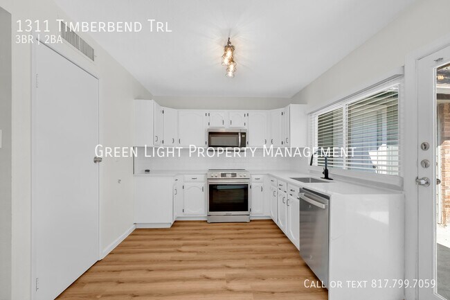 Building Photo - 1311 Timberbend Trail