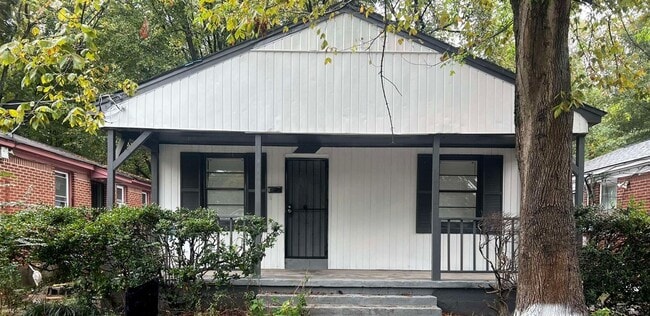 Primary Photo - 2295 Dexter Ave