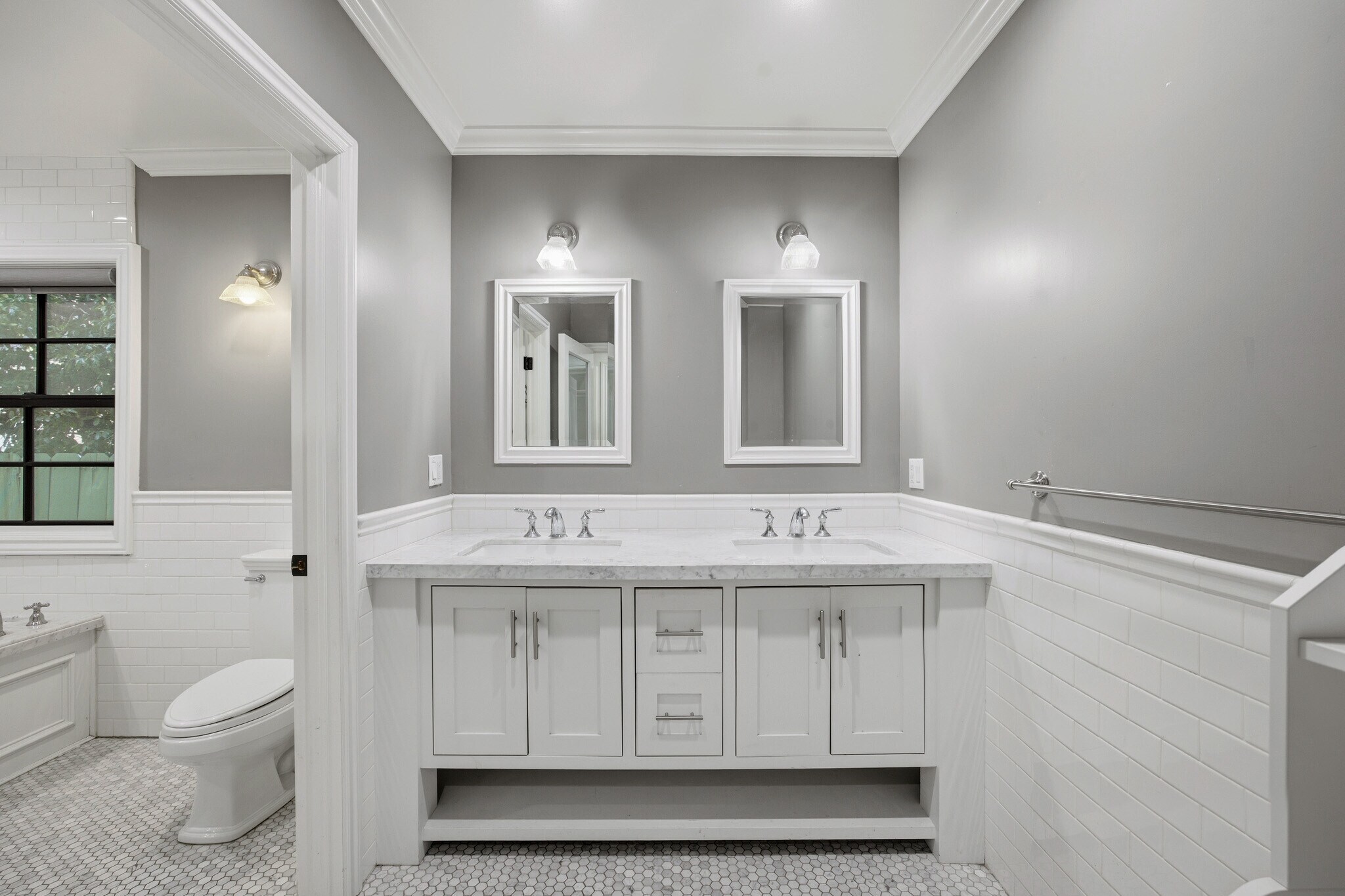 Building Photo - 4316 N Clybourn Ave