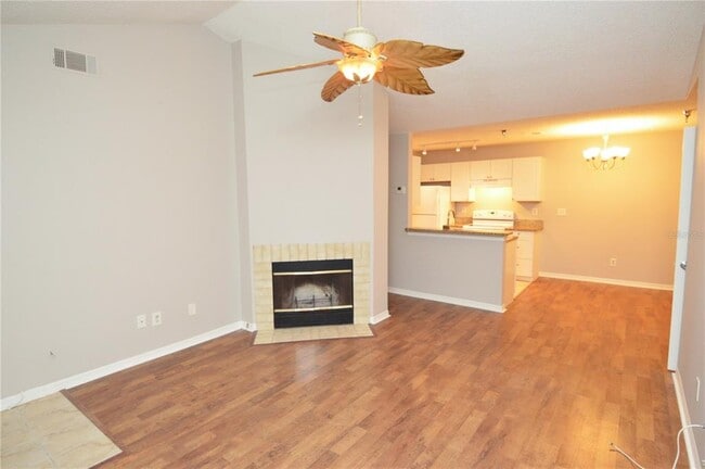 Building Photo - 10263 Gandy Blvd N