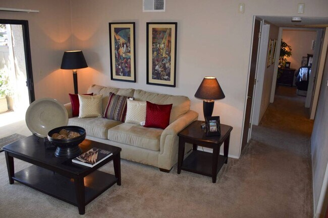 Building Photo - Sunflorin Village Apartments