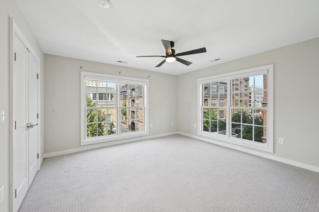 Building Photo - 100 Normandy Ave