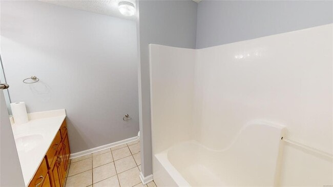 Building Photo - 275 Allen Dr