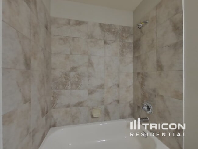 Building Photo - 8038 Villa Lago Ln