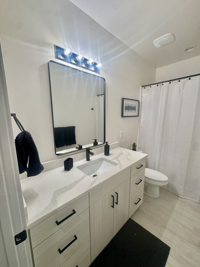 Building Photo - 4160 S Crimson Trails Dr
