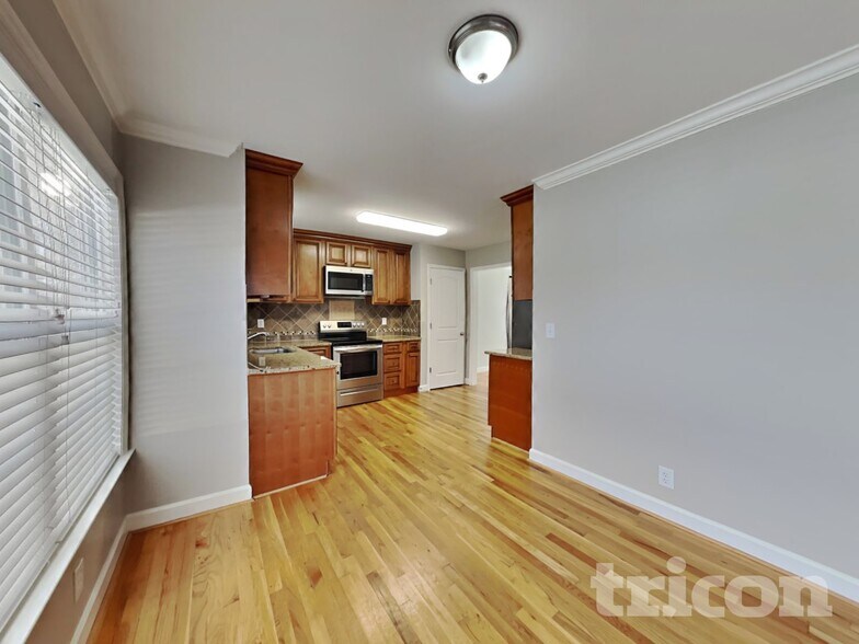 Building Photo - 114 Brighton Village Ln