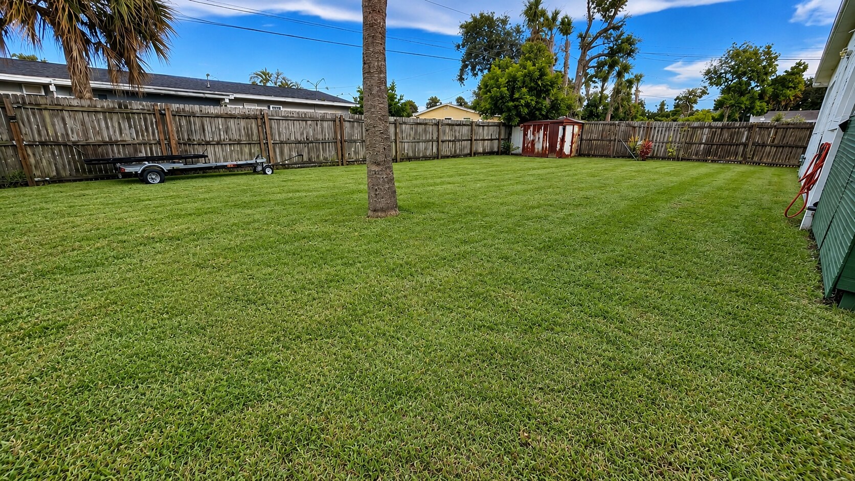 Building Photo - 8576 Sunset Dr