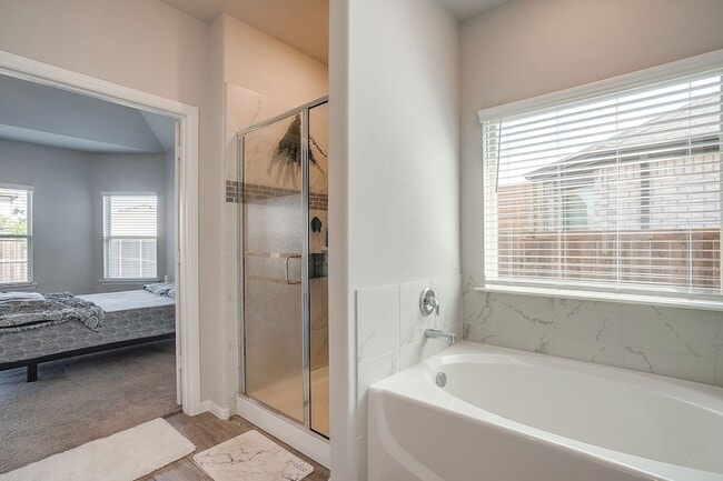 Building Photo - 8924 Lantana Meadow Dr