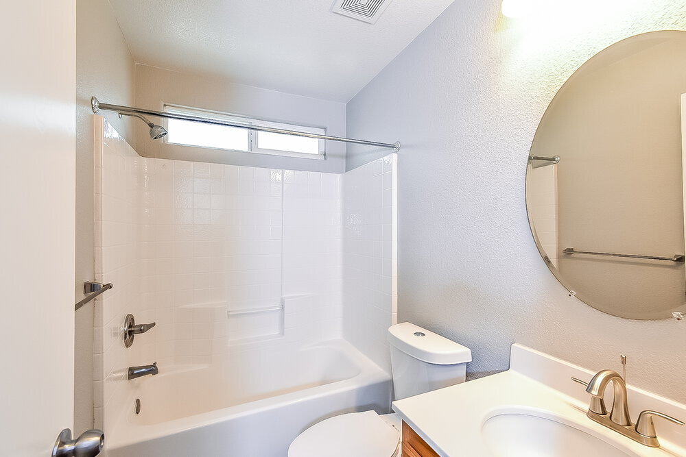 Building Photo - 3609 N Porch Swings Way