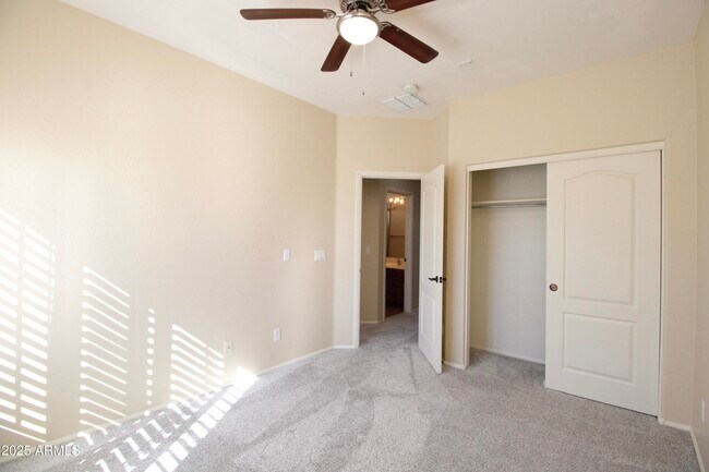 Building Photo - 16803 N 50th Way