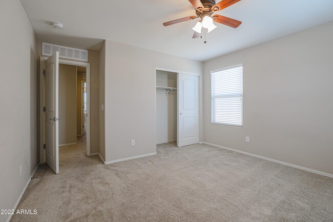 Building Photo - 12108 W Range Mule Dr