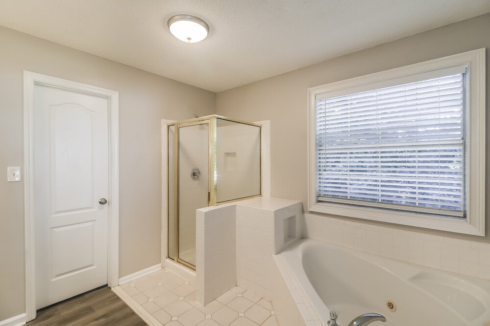 Building Photo - 17 Arbor Cove Dr