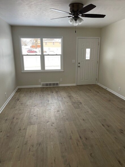 Building Photo - 7703 Northridge Dr