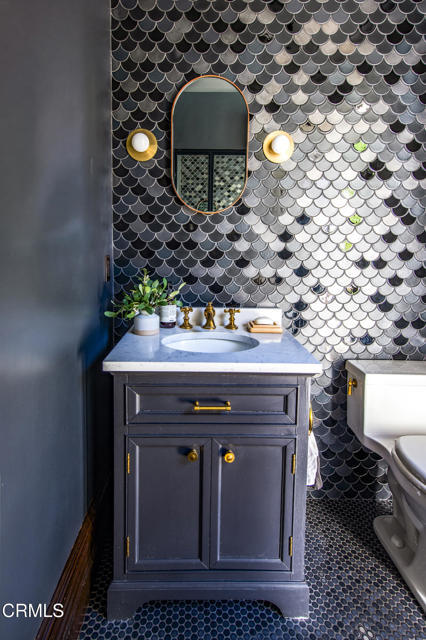 Building Photo - 851 Lyndon St