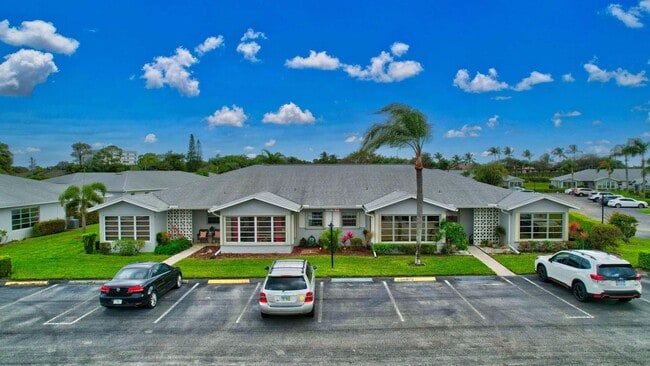 Building Photo - 14716 Canalview Dr