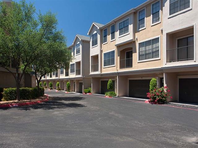 Building Photo - The Quarry Townhomes