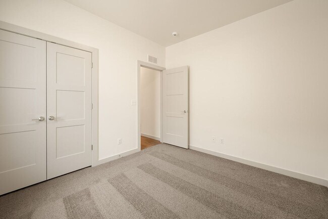Building Photo - 4909 Misty Wood Ln