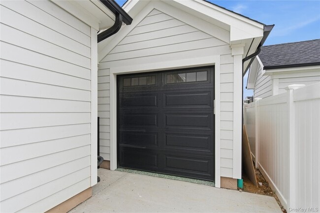 Building Photo - 42 Alice Ct