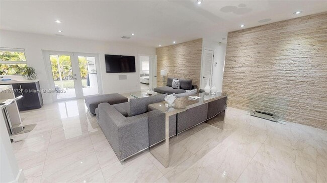 Building Photo - 10805 SW 156th Terrace