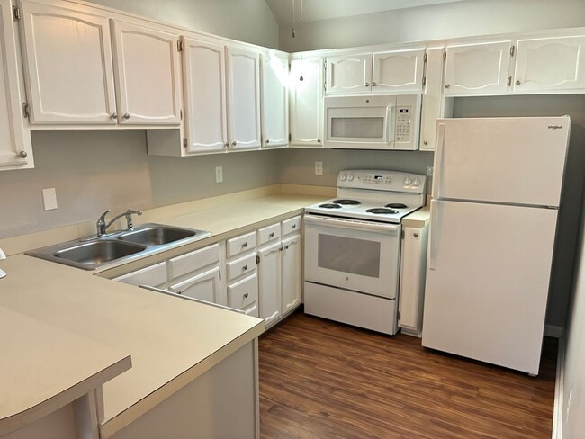 Building Photo - 2 Bedroom 2 Bathroom House in Calabash