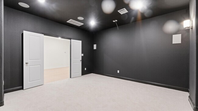 Building Photo - 2 Gracenote Pl