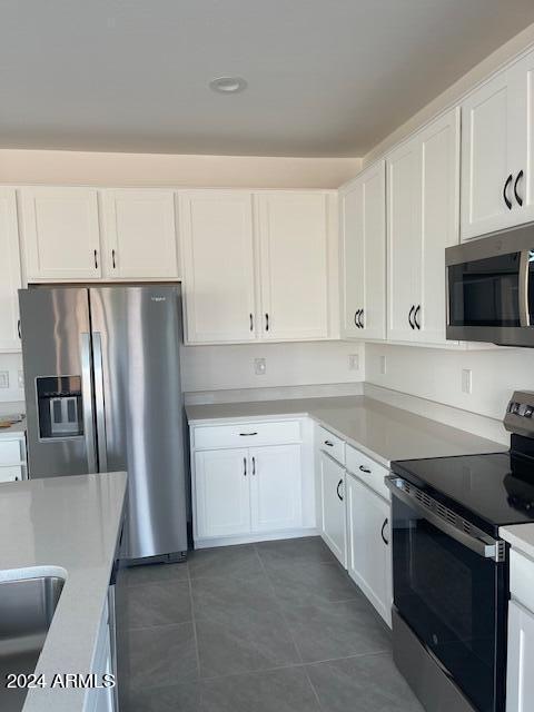 Building Photo - 2085 E Wetleaf Pl