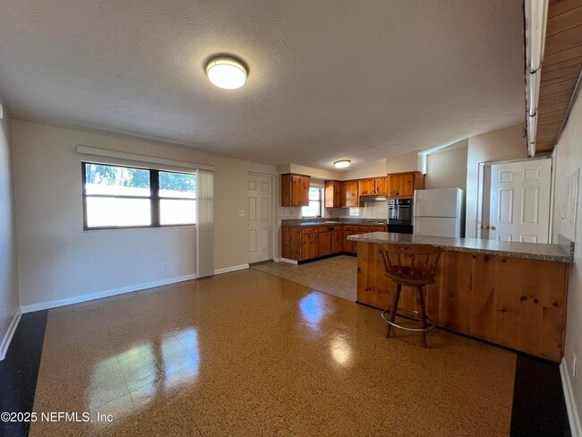 Building Photo - 11356 Renne Dr