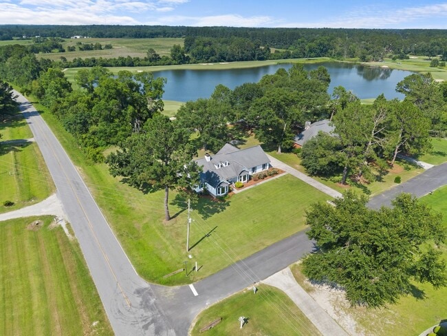 Building Photo - 1501 Cayla Way