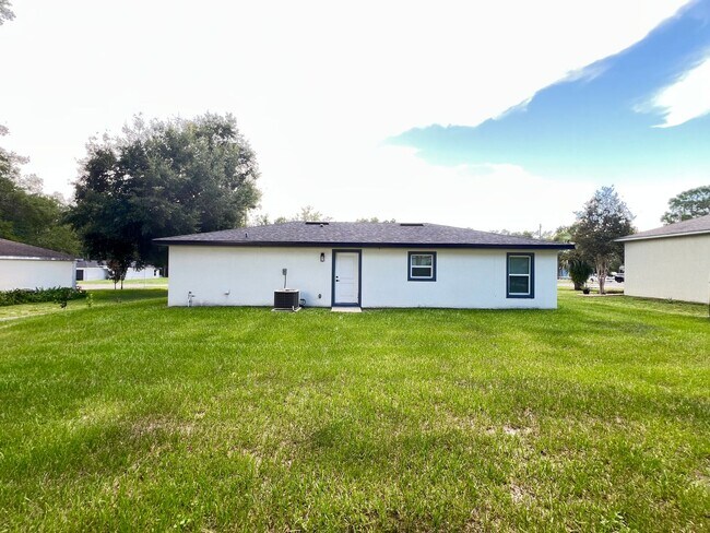 Building Photo - GREAT 3 BD/2BA Home in Ocala!!