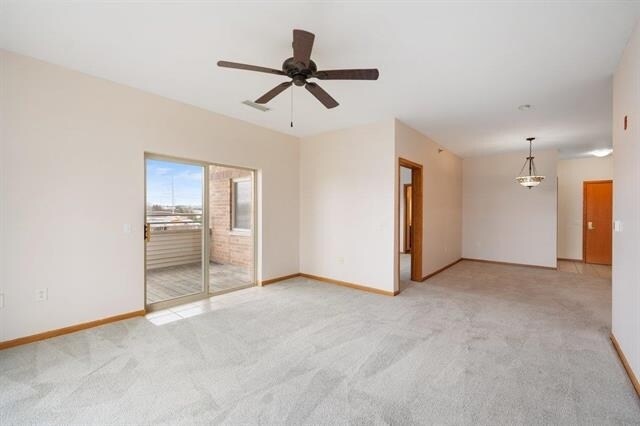 Building Photo - 301 Harbour Town Dr