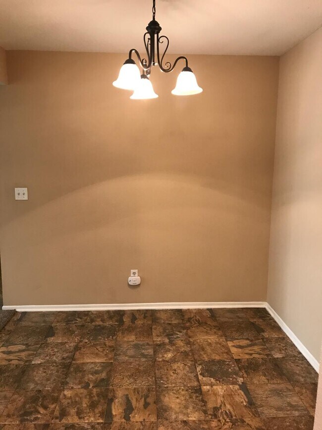 Building Photo - 24105 Del Monte Dr.