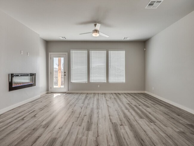 Building Photo - Beautiful Home in Edmond/Oklahoma City