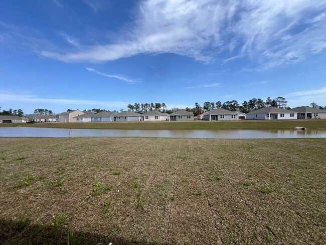 Building Photo - Longs - 4 Bedroom / 2 Bathroom House