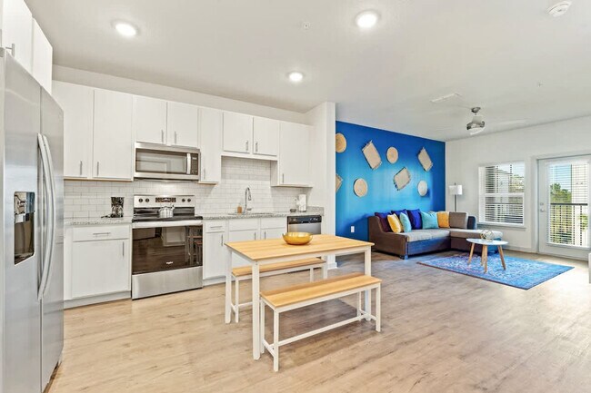 Building Photo - 14533 Star Water Rd