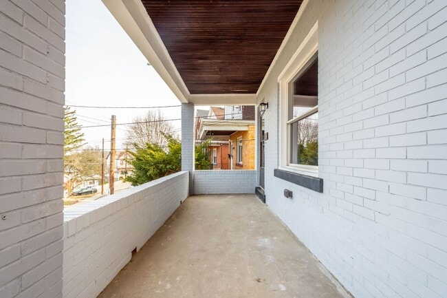 Building Photo - SECURE your spot TODAY and ENJOY $100 OFF ...