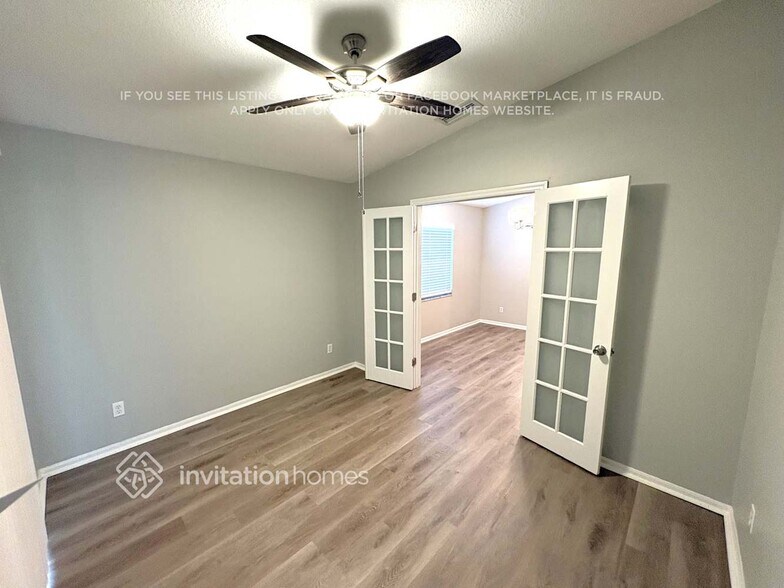 Building Photo - 5902 Falconpark Ct