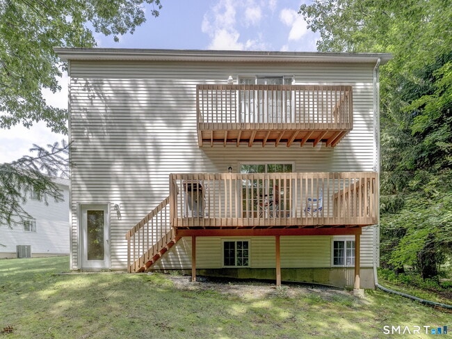 Building Photo - 47 Tunxis St