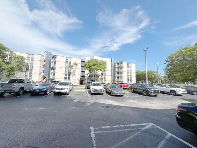 Building Photo - 6995 NW 186th St