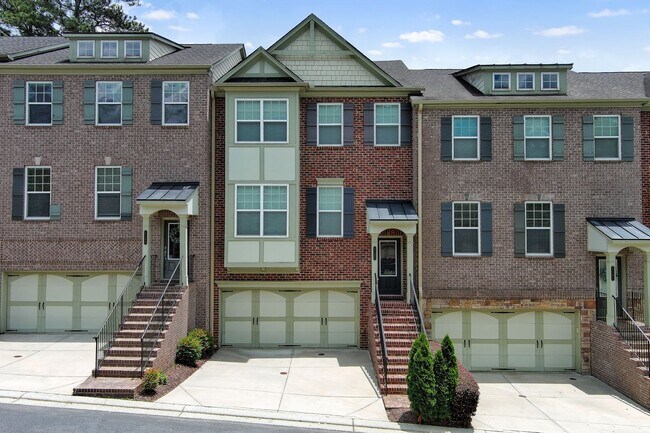 Building Photo - 3 bedroom 3 bath  Townhouse in Cobblestone...