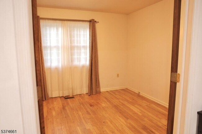Building Photo - 312 N Harrison St