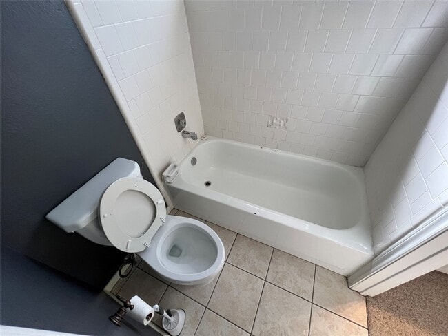 Building Photo - 38 Meadow Cove Dr