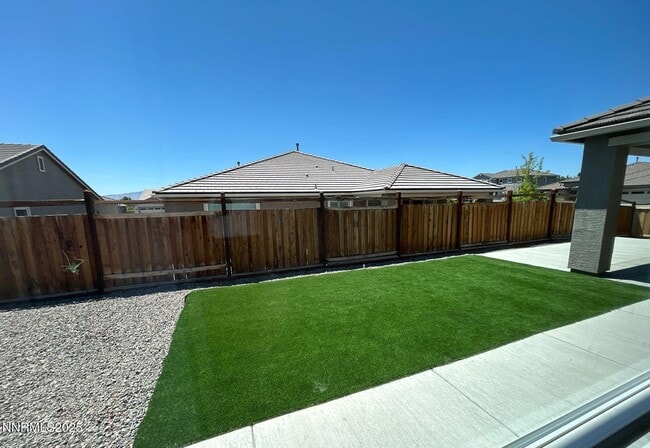 Building Photo - 7273 Hillstone Rd