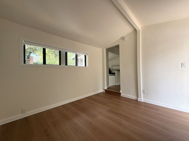 Building Photo - Exceptional Estate with Main Residence, Two ADUs & Office