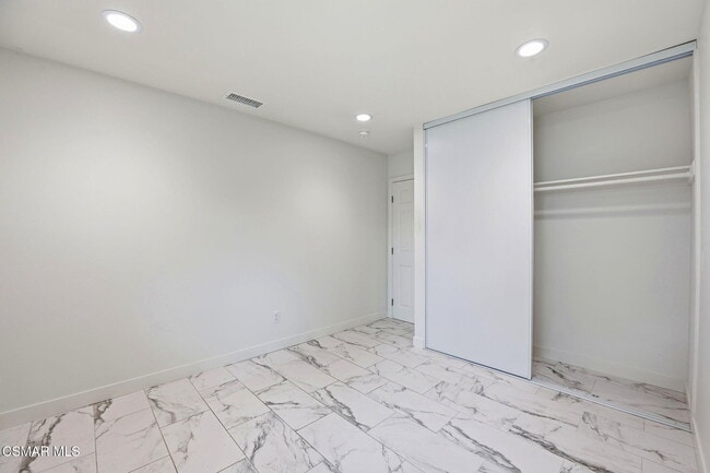 Building Photo - 30845 Catarina Dr