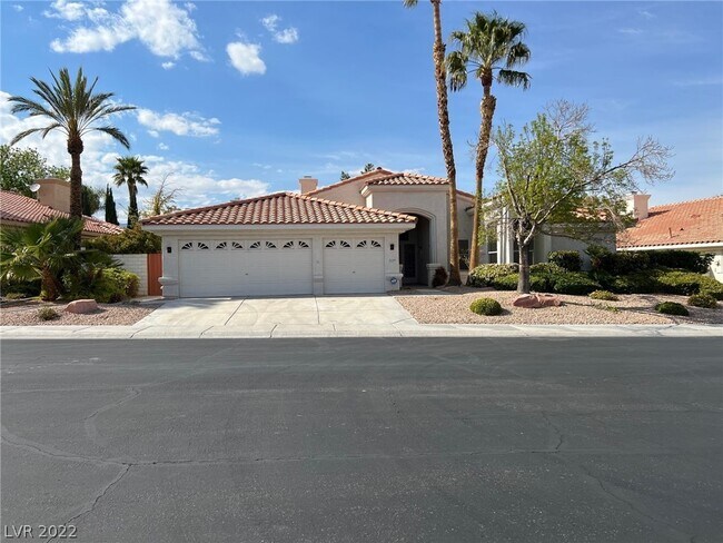 Building Photo - 2229 Fiero Dr