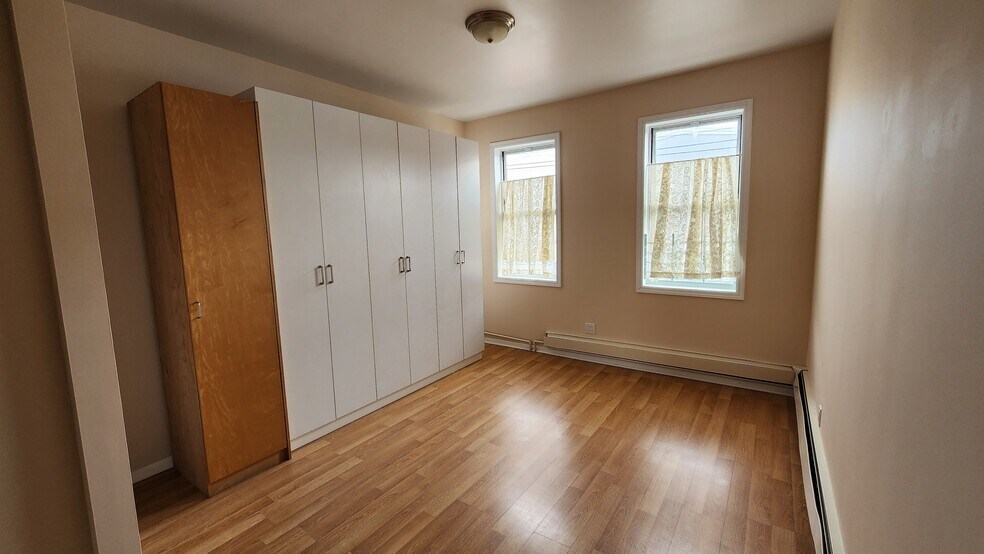 Building Photo - 6116 55th St