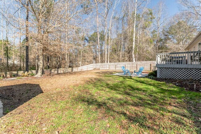 Building Photo - GREAT PRICE! Move-In Ready 3-Bedroom Home Near Camp Lejeune